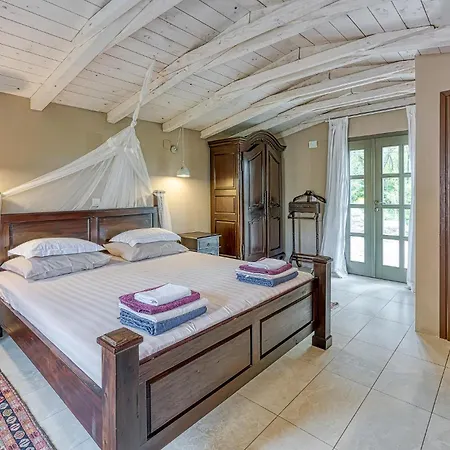 Vakantiehuis Gorgeous In *