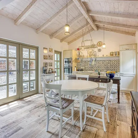 度假居 2 Bedroom Pet Friendly In