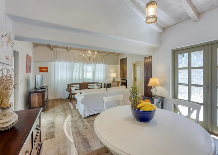 2 Bedroom Pet Friendly In Prázdninový dům