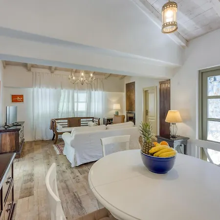 2 Bedroom Pet Friendly In Holiday home