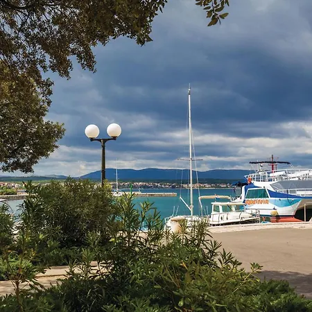 2 Bedroom Pet Friendly In Holiday home Malinska